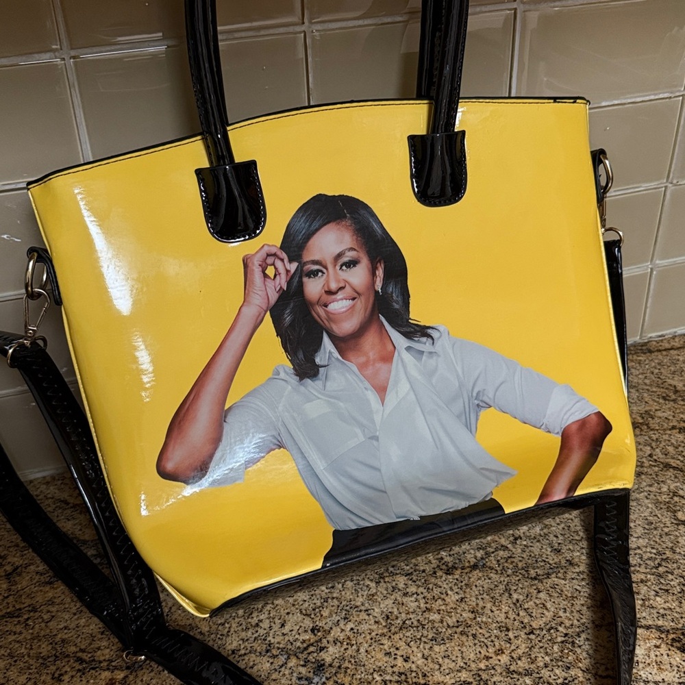 Michelle Obama featured on this yellow shoulder bag